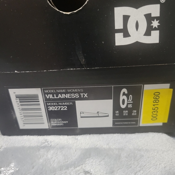 DC Villainess shoes - Picture 5 of 5